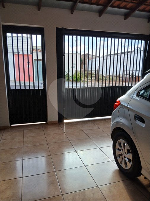 Casa à venda com 2 quartos em Jardim Klayton, Birigüi, SP