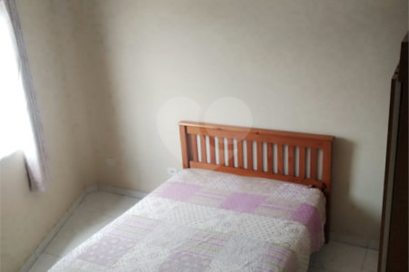 Apartamento à venda com 2 quartos em Maracanã, Praia Grande, SP