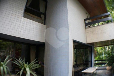 Apartamento à venda ou para alugar com 4 suítes em Moema, São Paulo, SP