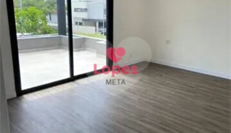 Casa à venda com 4 quartos, sendo 3 suítes,  no condomínio Alphaville 2, São José dos Campos - SP