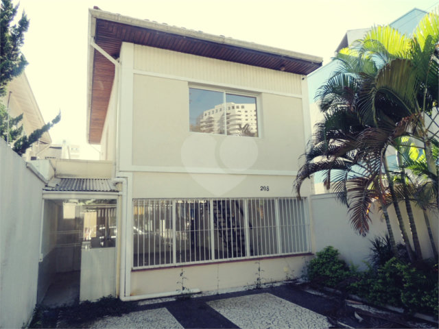 Sobrado à venda com 3 quartos em Granja Julieta, São Paulo, SP