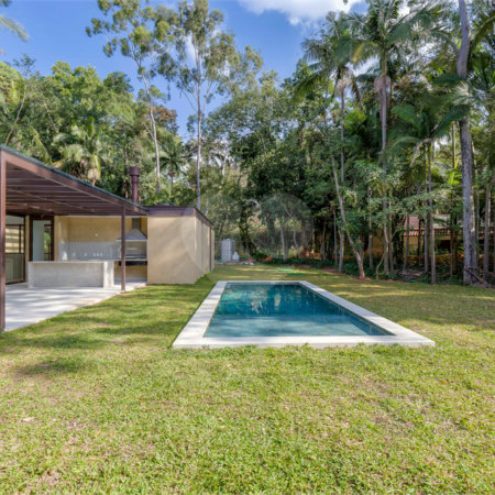 Casa à venda com 5 suítes no condomínio Chácara Flora, São Paulo - SP