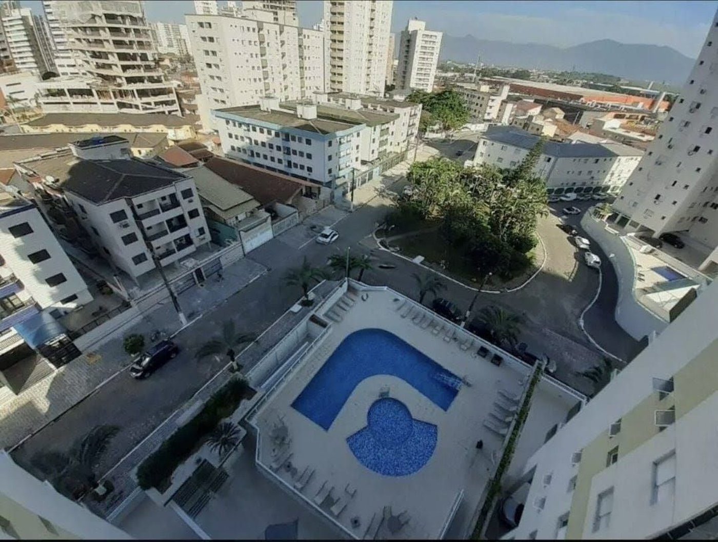 Apartamento com 2 dormitórios à venda, 89 m² por R$ 770.000,00 - Vila Guilhermina - Praia Grande/SP