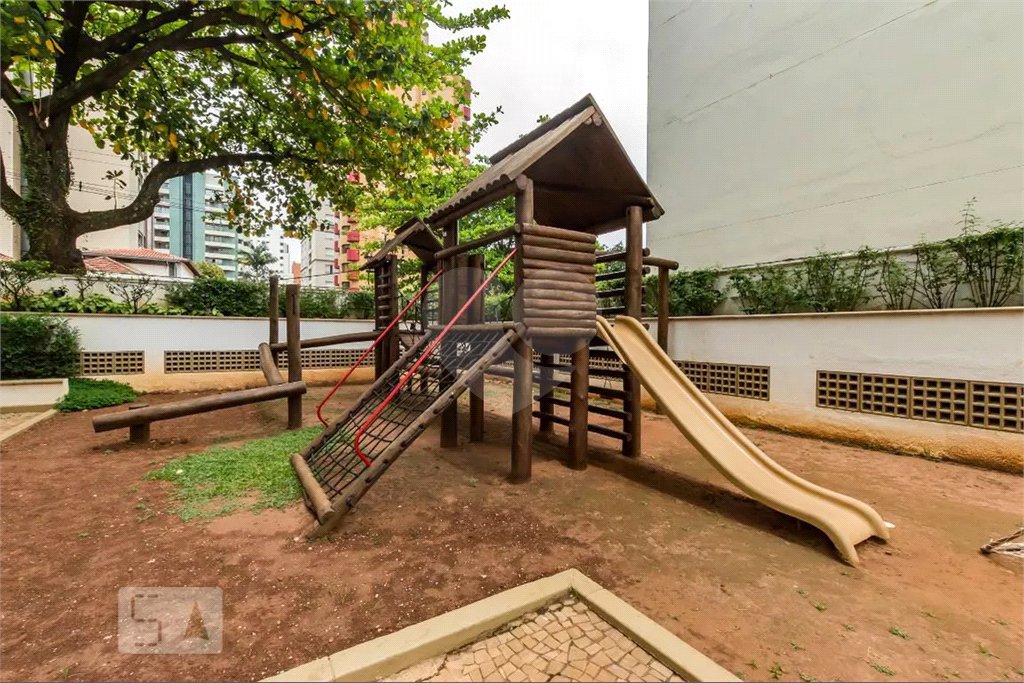 Apartamento à venda com 4 quartos, sendo 2 suítes,  em Cambuí, Campinas, SP