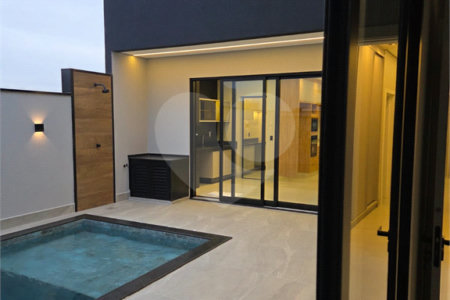 Casa à venda com 3 suítes no condomínio Jardim Residencial Dona Maria Candida, Indaiatuba - SP