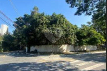 Terreno à venda em Jardim Morumbi, São Paulo, SP