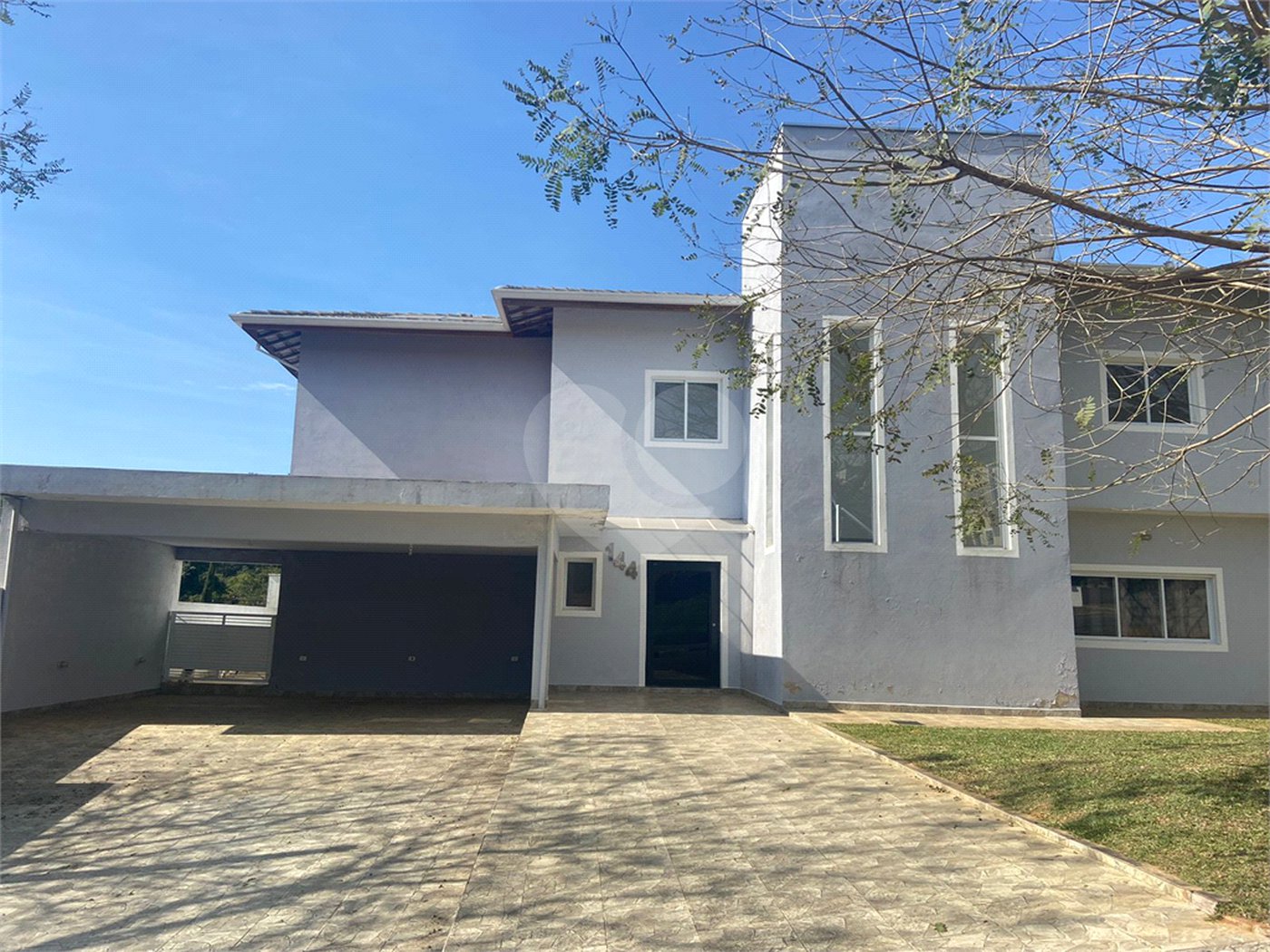 Casa à venda com 3 suítes no condomínio Altos de São Roque, São Roque - SP