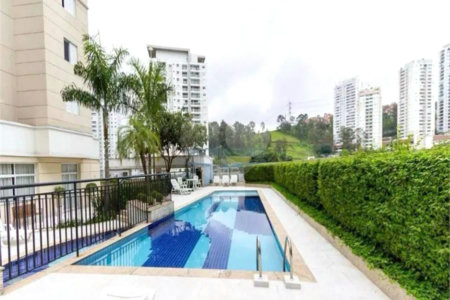 Apartamento à venda com 3 quartos, sendo 1 suíte, em Vila Andrade, São Paulo, SP