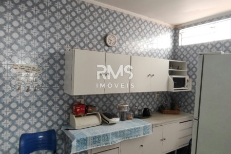 Casa à venda com 4 quartos, sendo 2 suítes,  no Centro, Itu, SP