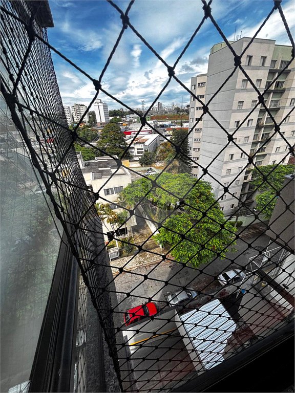 Apartamento à venda com 3 quartos, sendo 1 suíte,  em Jardim Oswaldo Cruz, São José dos Campos, SP