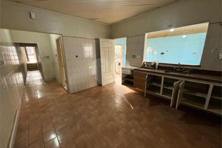 Casa à venda com 2 quartos no Centro, Salto, SP