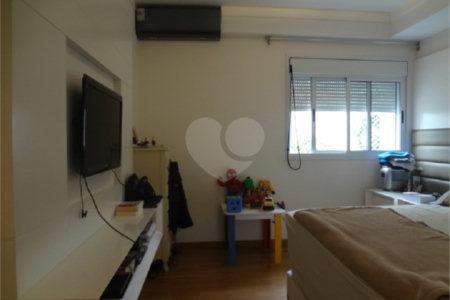 Apartamento à venda com 3 suítes em Alto da Lapa, São Paulo, SP