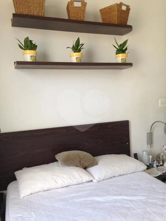 Apartamento à venda na Santa Cecília.