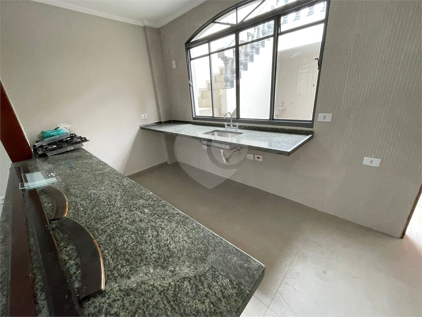 Sobrado à venda com 3 quartos, sendo 2 suítes, em Vila Palmeiras, São Paulo, SP