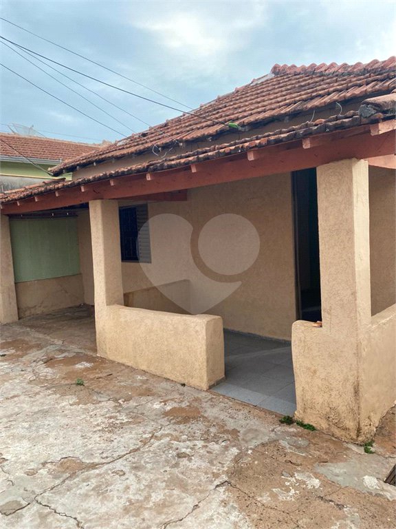 Casa térrea para venda na Vila Carmem