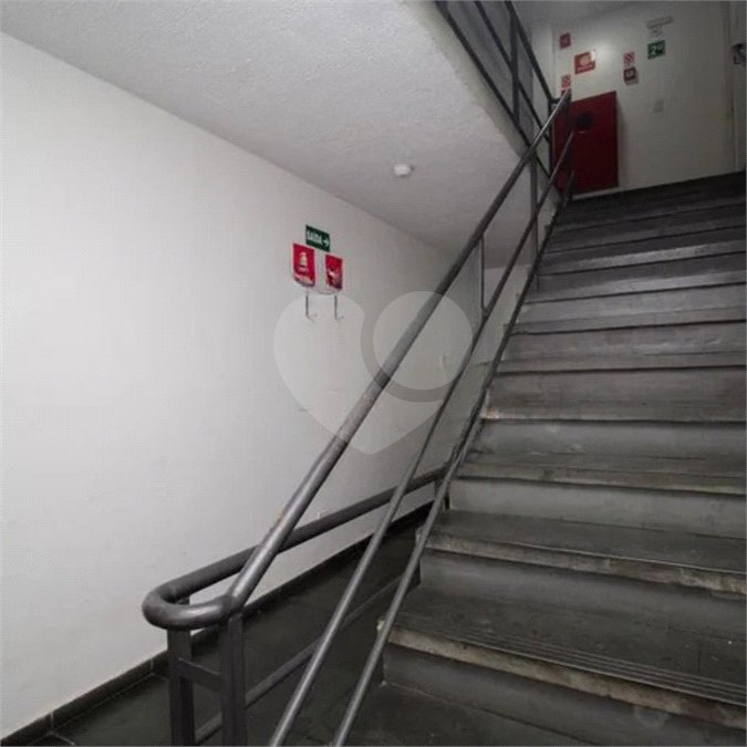 Apartamento à venda com 2 quartos em Vila Regina, São Paulo, SP