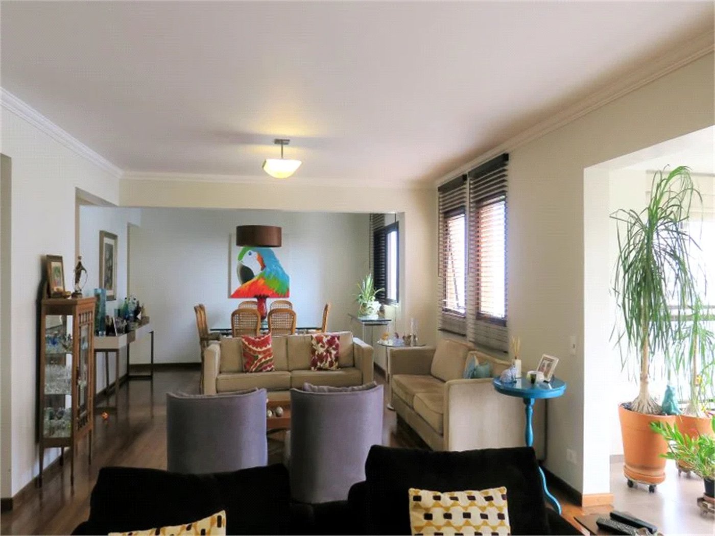 Apartamento à venda com 4 quartos, sendo 3 suítes, em Jardim Monte Kemel, São Paulo, SP