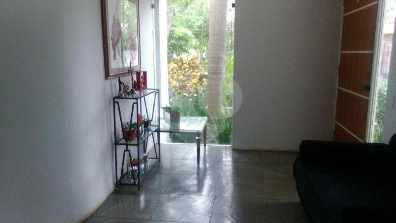 Sobrado à venda com 5 quartos, sendo 2 suítes,  em Instituto de Previdência, São Paulo, SP