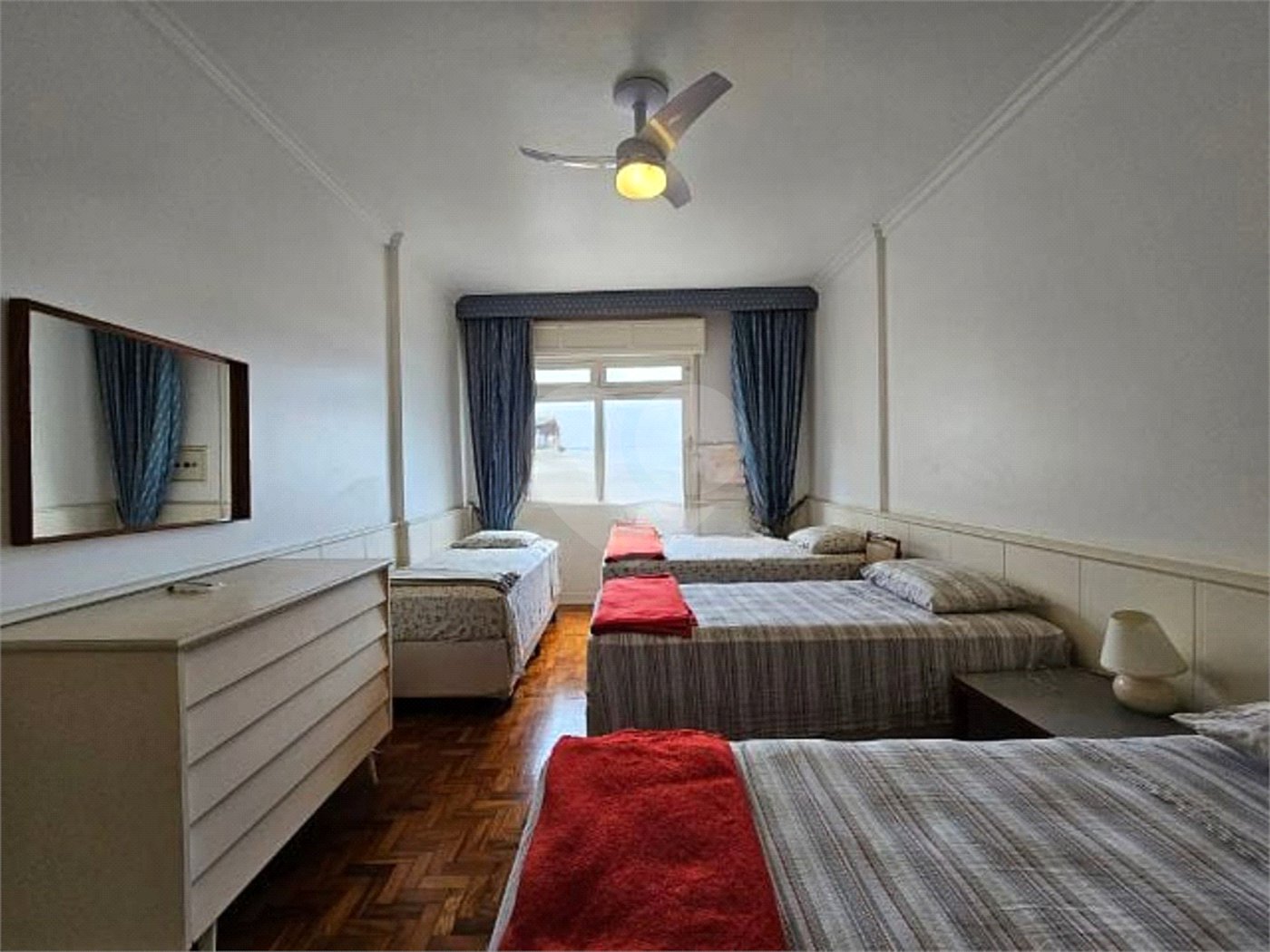 Apartamento à venda com 4 quartos em Pitangueiras, Guarujá, SP