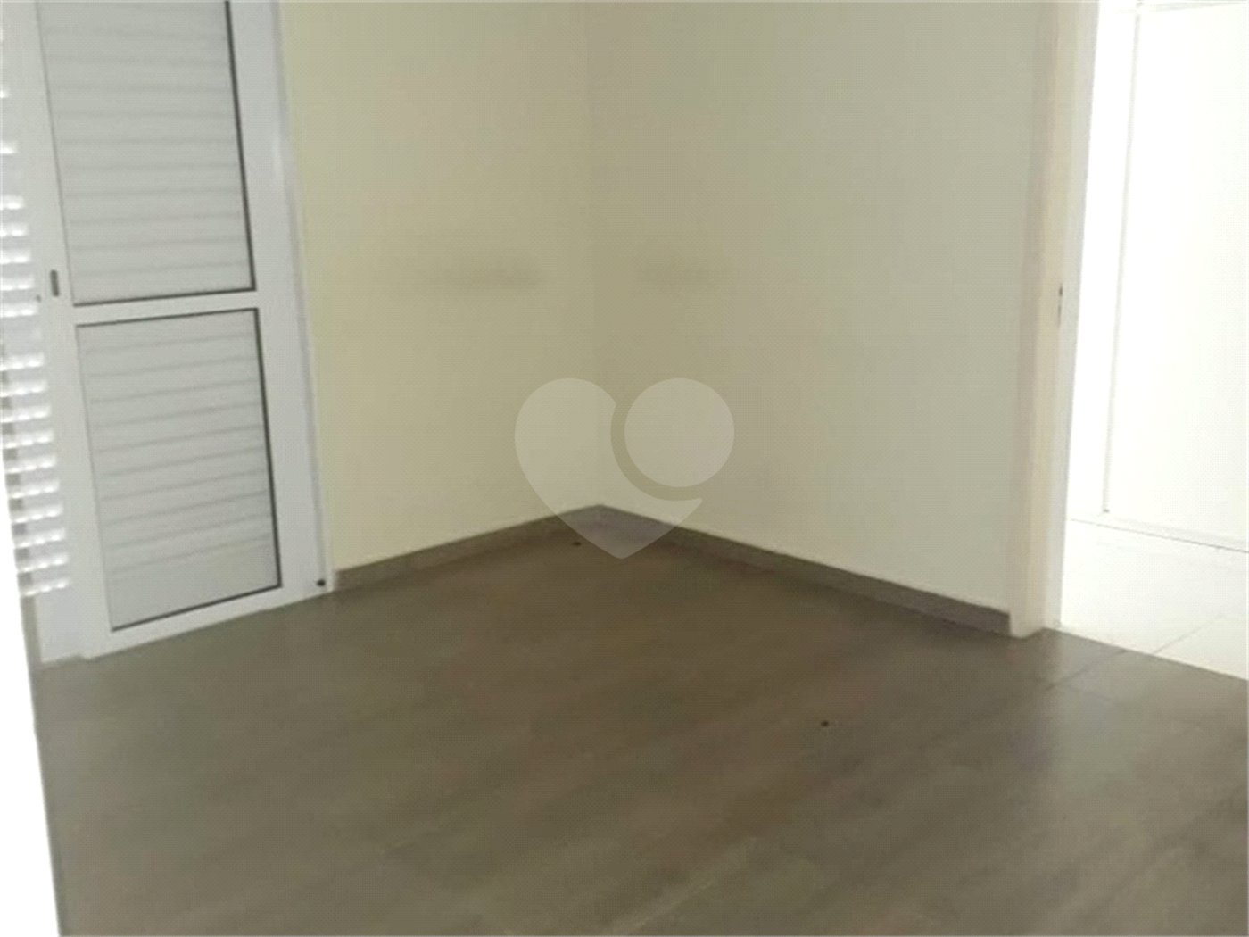 Casa à venda com 4 quartos, sendo 2 suítes, em Santana, São Paulo, SP