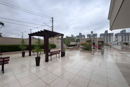 Apartamento à venda com 3 quartos, sendo 1 suíte,  em Parque Três Meninos, Sorocaba, SP