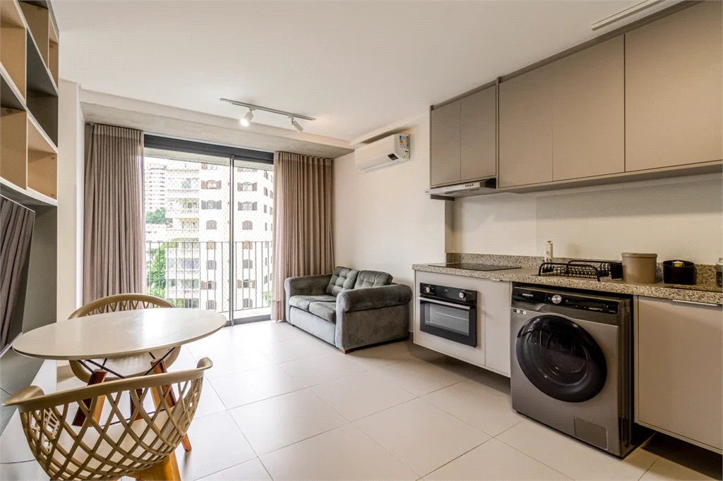 Apartamento à venda com 1 suíte em Jardim das Bandeiras, São Paulo, SP
