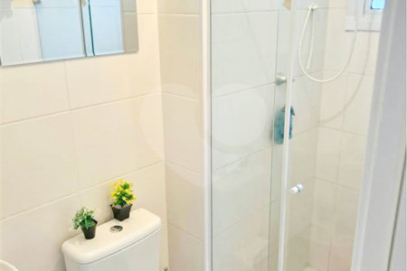 Apartamento à venda com 2 quartos em Vila Zat, São Paulo, SP