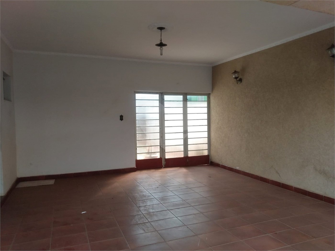 Casa à venda com 6 quartos, sendo 1 suíte, no Centro, Itapetininga, SP