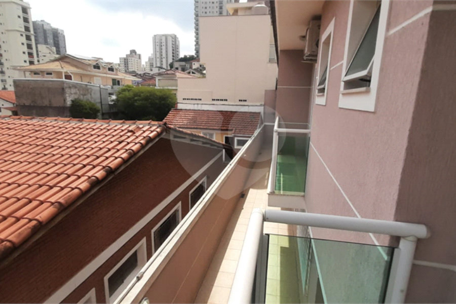 Casa à venda com 3 quartos, sendo 2 suítes, no condomínio Mário Araújo, São Paulo - SP
