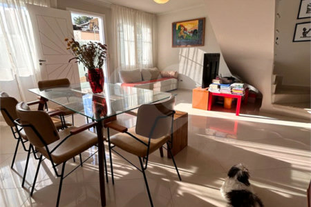 Casa à venda com 3 quartos, sendo 1 suíte, em Jardim Pinheiros, São Paulo, SP