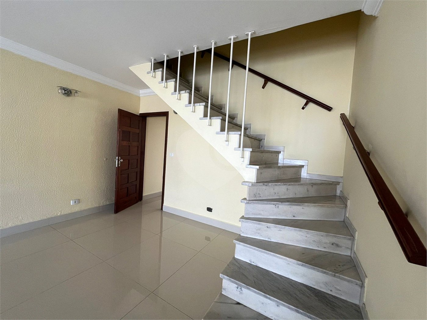 Casa à venda ou para alugar com 2 quartos em Alto da Lapa, São Paulo, SP