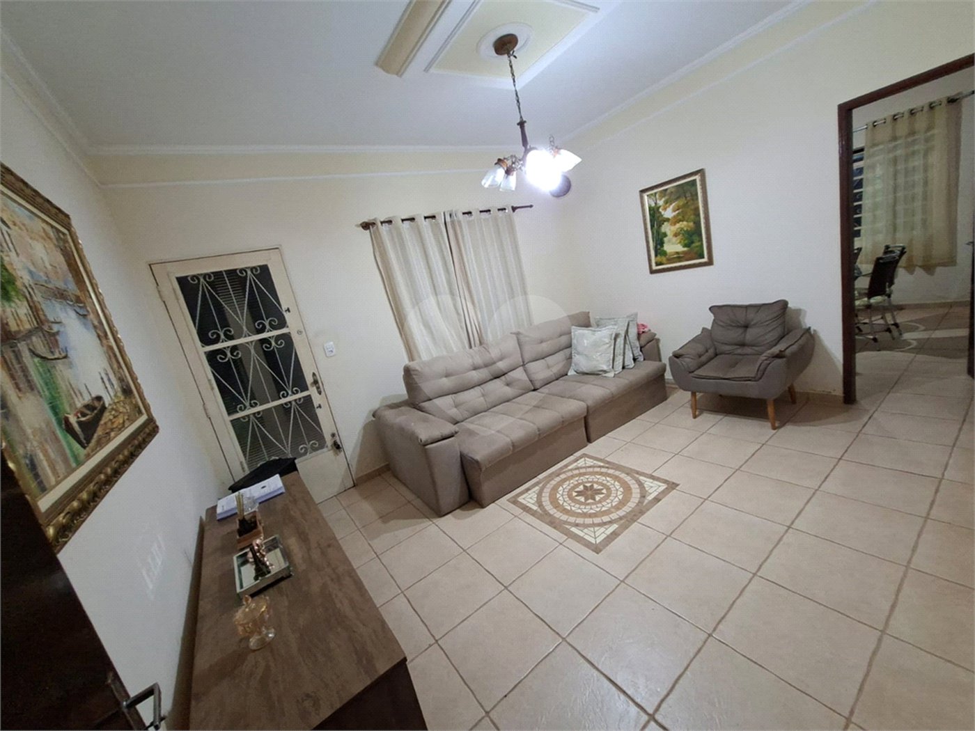Chácara à venda com 3 quartos, sendo 1 suíte,  em Ribeirãozinho, Alambari, SP