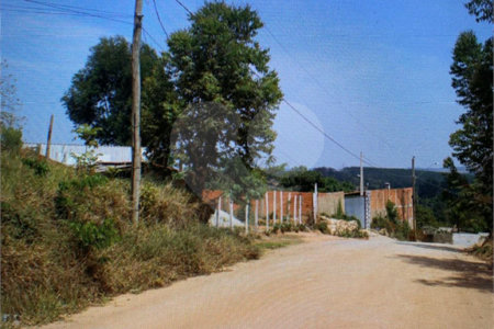 Terreno à venda em Pouso Alegre, Mairinque, SP