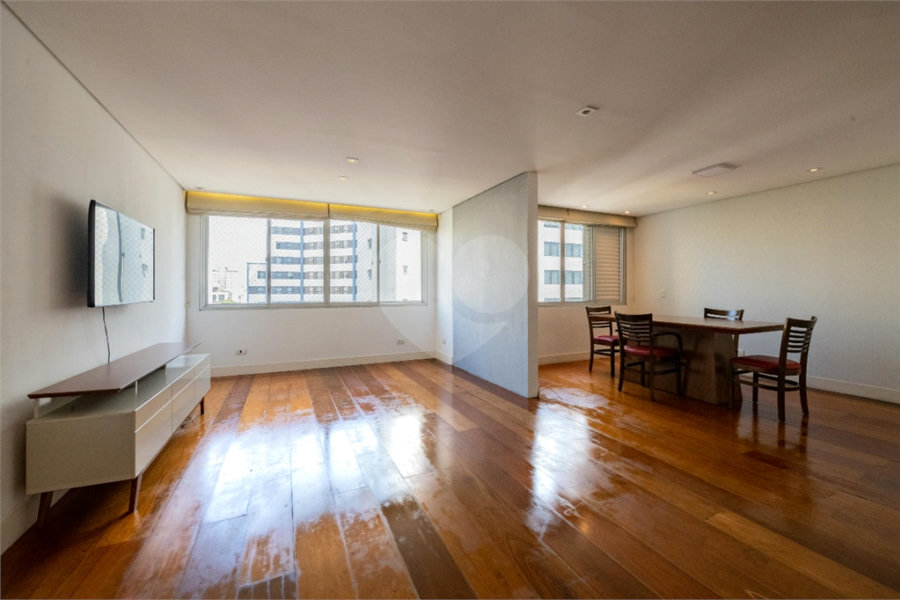 Apartamento à venda com 3 quartos, sendo 1 suíte, em Paraíso, São Paulo, SP
