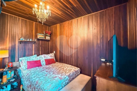 Casa à venda com 3 quartos, sendo 1 suíte,  em Chácara São João, Carapicuíba, SP