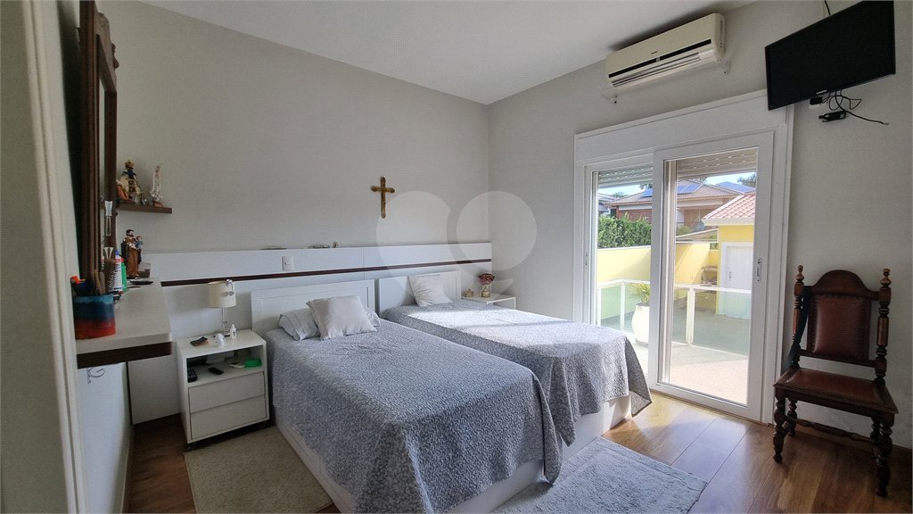 Casa à venda com 3 quartos, sendo 1 suíte,  no condomínio Vivendas do Lago, Sorocaba - SP