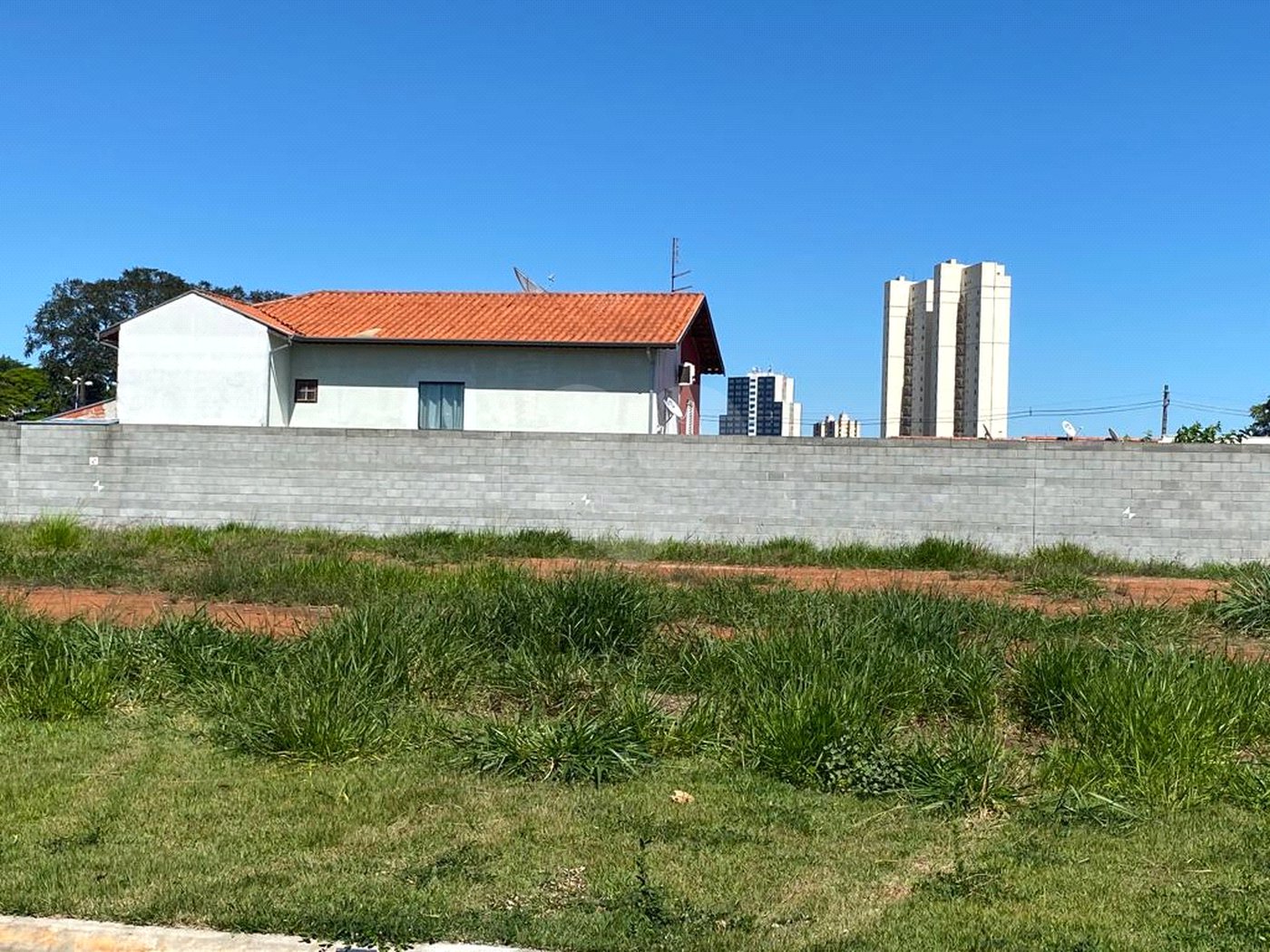 Terreno à venda no condomínio Residencial Creta, Indaiatuba - SP