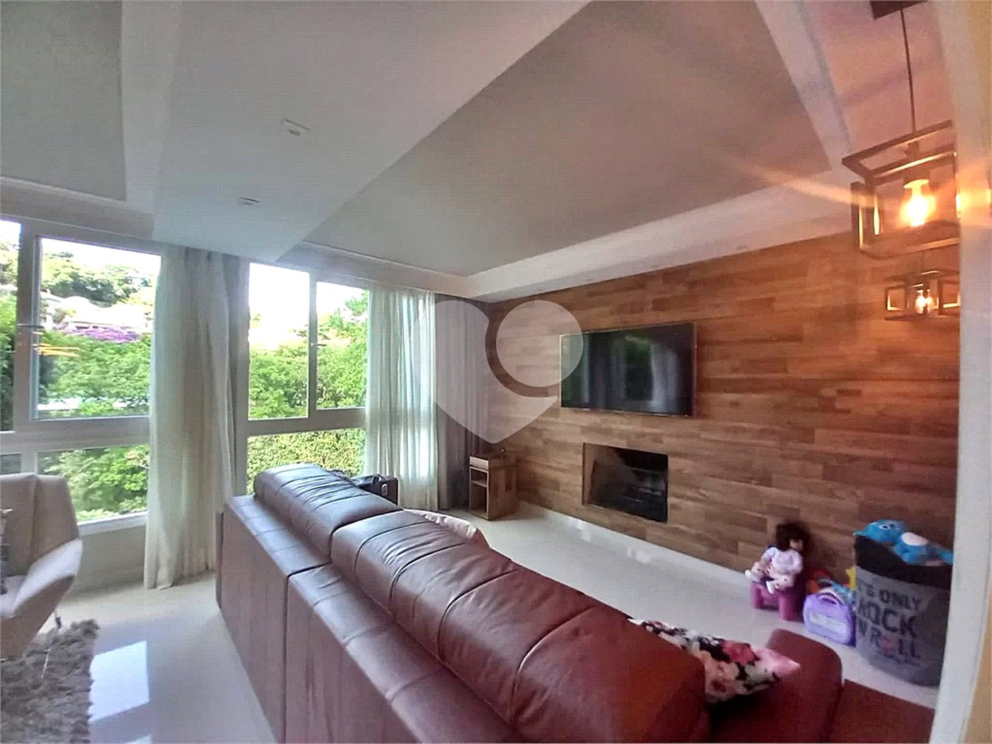 Casa à venda com 4 quartos, sendo 3 suítes,  no condomínio Itatinga 1, São Paulo - SP