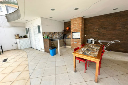 Casa à venda com 3 quartos, sendo 1 suíte, no condomínio Ibiti Royal Park, Sorocaba - SP