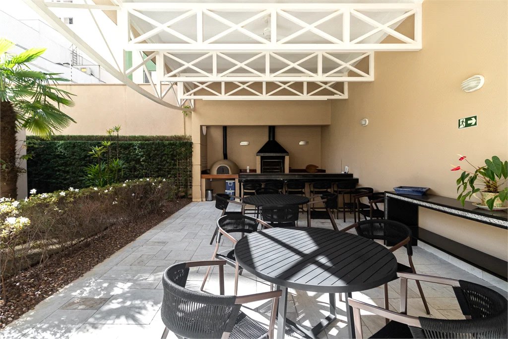 Apartamento à venda ou para alugar com 1 suíte em Pinheiros, São Paulo, SP