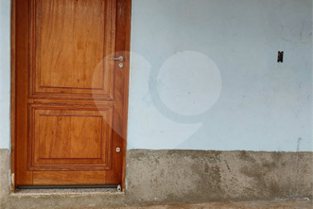 Casa à venda com 3 quartos, sendo 1 suíte, em Vila Santa Helena, Atibaia, SP