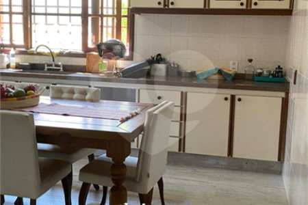 Casa à venda com 3 quartos, sendo 1 suíte,  em Pinheirinho, Vinhedo, SP
