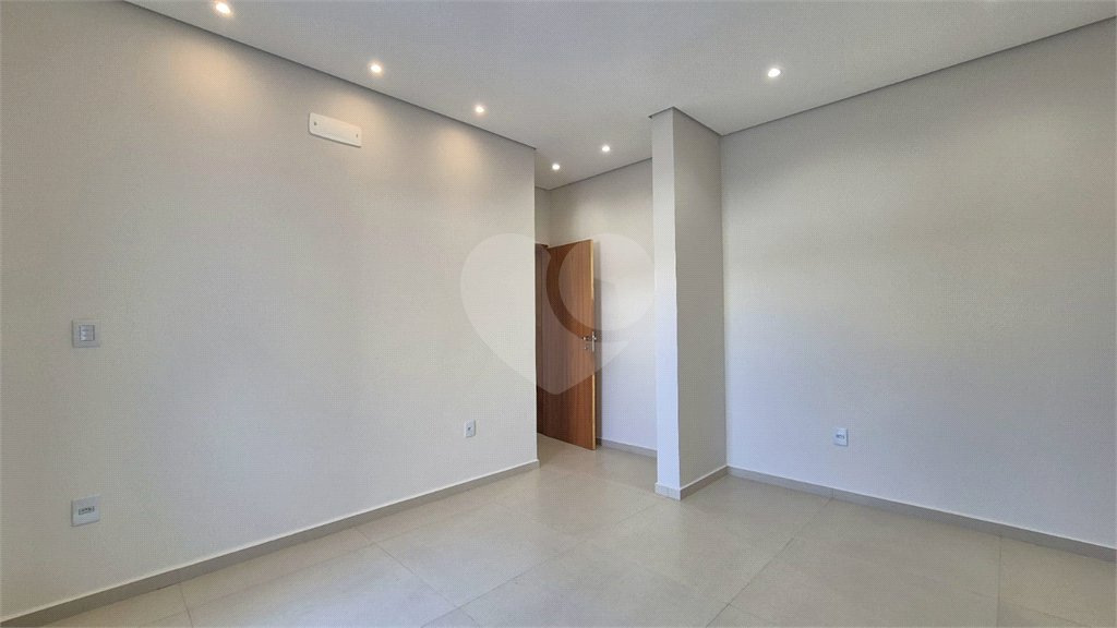Casa à venda com 3 quartos, sendo 1 suíte, no condomínio Reserva Ipanema I, Sorocaba - SP