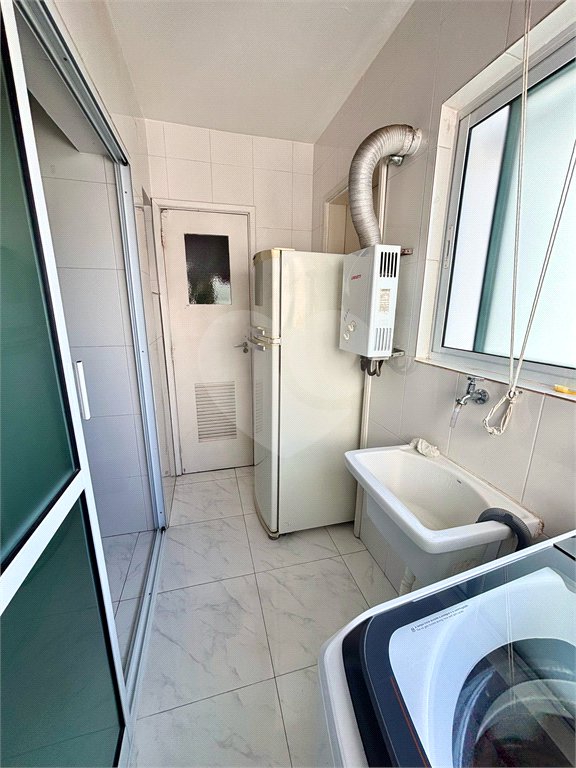 Apartamento à venda com 3 quartos, sendo 1 suíte,  em Indianópolis, São Paulo, SP
