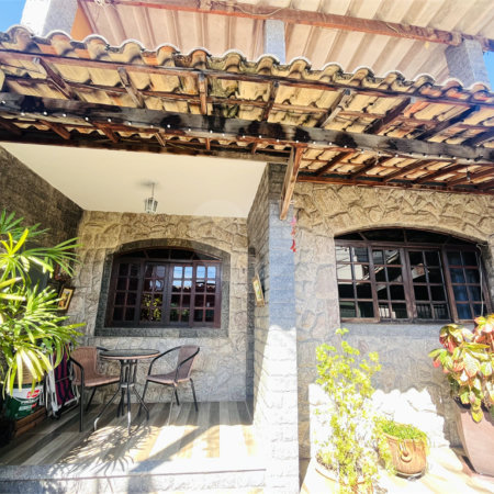 Casa à venda com 4 quartos, sendo 1 suíte, em Campo Grande, Rio de Janeiro, RJ