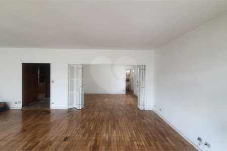Apartamento à venda com 3 quartos, sendo 2 suítes, em Jardim Paulista, São Paulo, SP