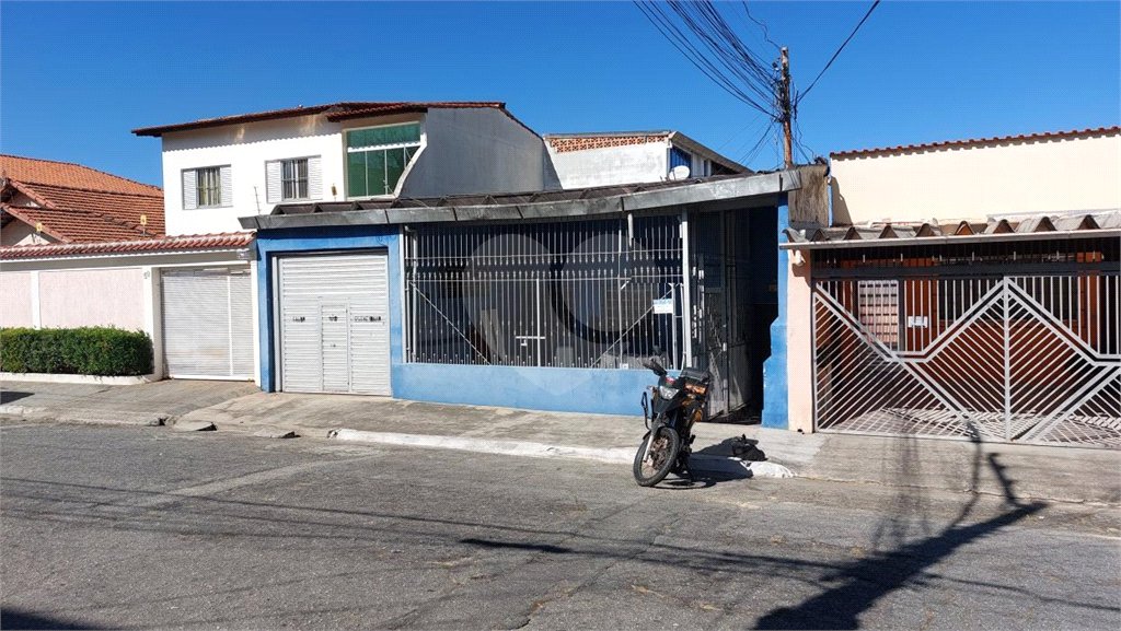 Casa à venda com 14 quartos em Vila Nivi, São Paulo, SP