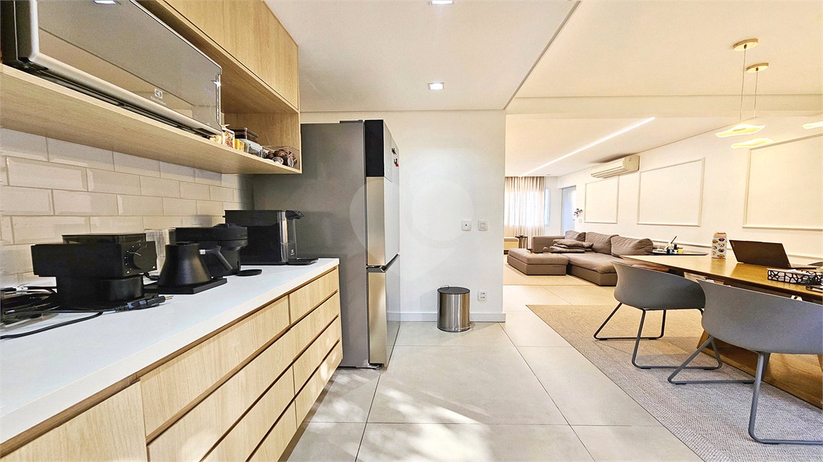 Casa de Vila à venda com 3 suítes em Vila Nova Conceição, São Paulo, SP