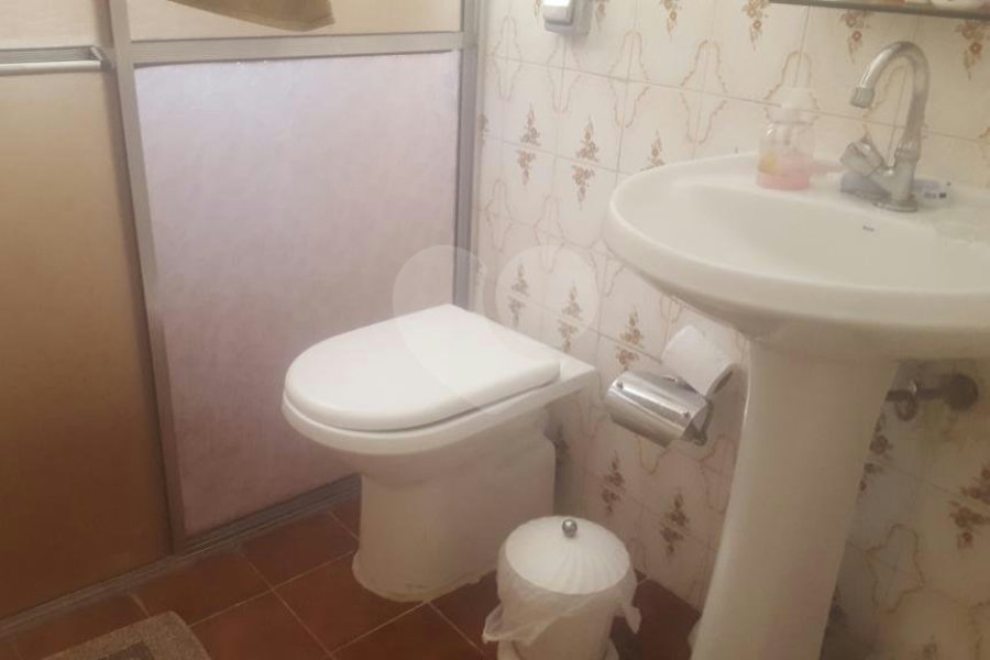 Casa à venda com 3 quartos, sendo 1 suíte, no condomínio Residencial Tremembé, São Paulo - SP