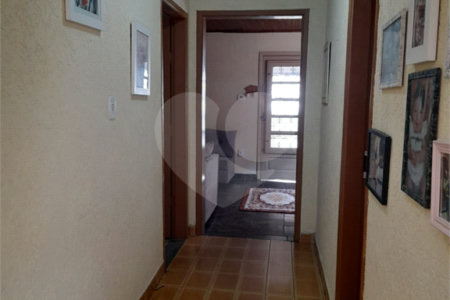Casa à venda com 4 quartos em Jardim Guimarães, Guarulhos, SP